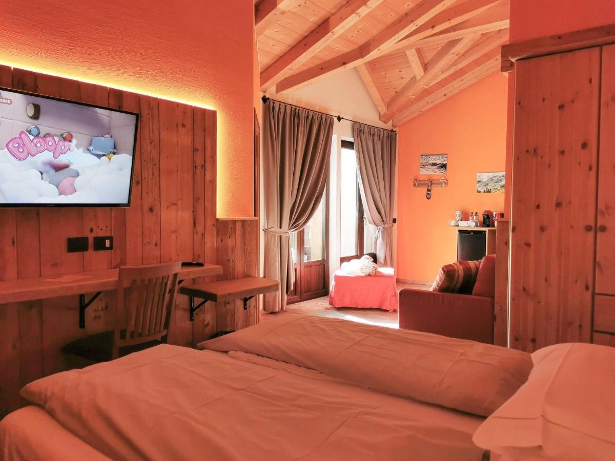 Agriturismo La Poina Livigno Exterior foto